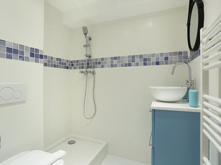 Rent A - St Honore * Paris